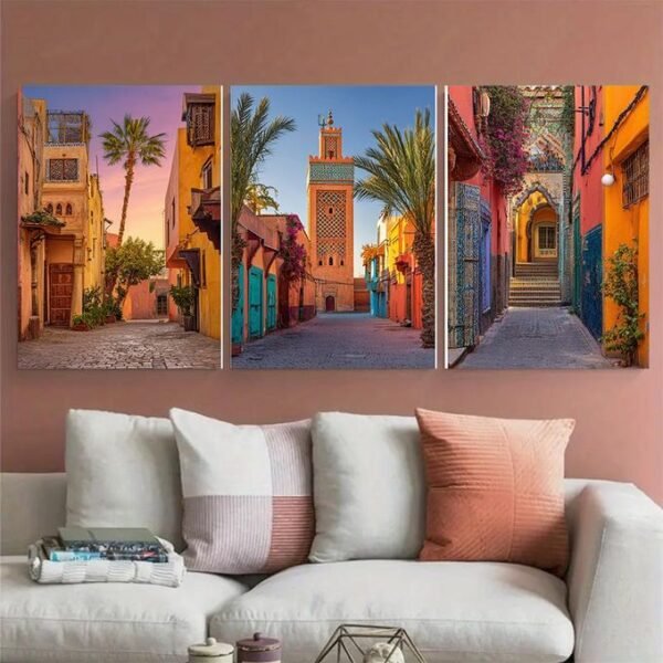 لوحات حائط مدينة مراكش – طقم 3 لوحات كانفا بلمسة مغربية أصيلة