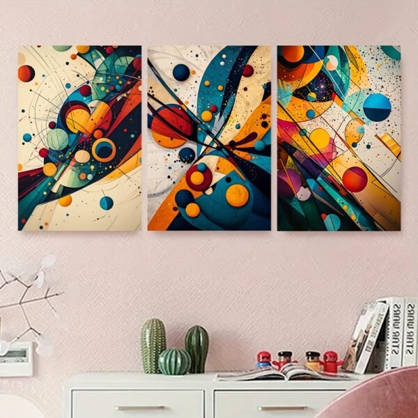 لوحات حائط هندسية ملونة طقم 3 لوحات كانفا بتصميم مودرن للصالون
